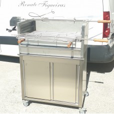 Churrasqueira móvel com armário 